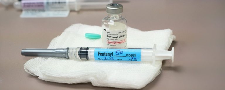 Três pessoas morreram após encomendarem cocaína de serviço de entrega de drogas em NY