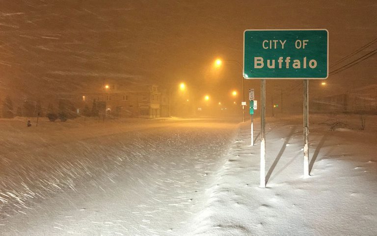 Frio E Tempestades Deixam Mortes Nos EUA, Principalmente Em Buffalo, NY