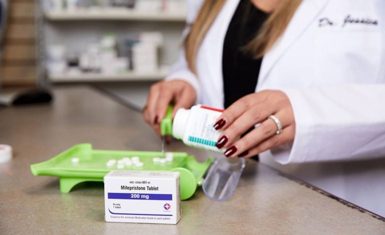 Pílulas Abortivas Poderão Ser Vendidas Em Farmácias Nos EUA