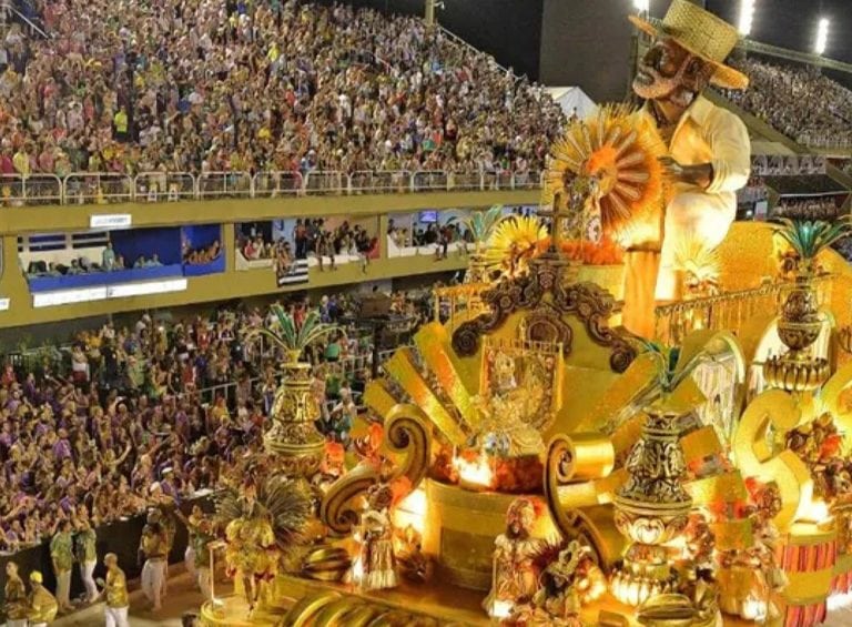 Carnaval Voltou Com Força Total