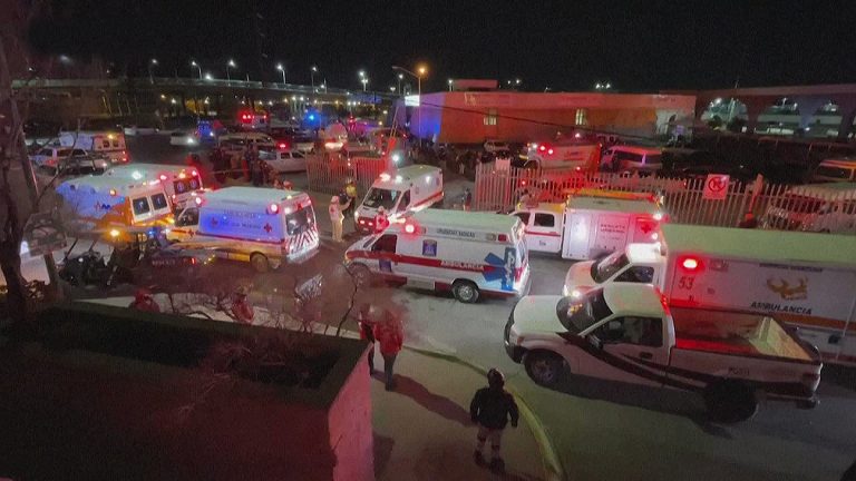 Incêndio Em Centro De Imigrantes No México Deixa 39 Mortos