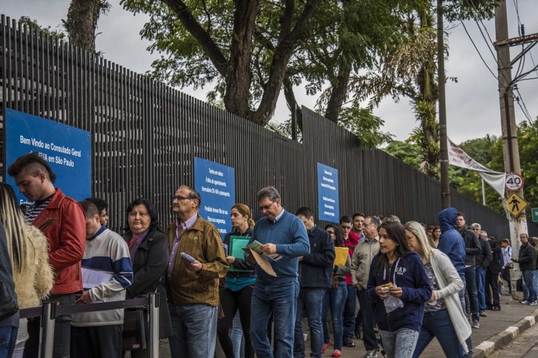 Consulados Americanos No Brasil Irão Funcionar No Sábado Para Diminuir Fila Por Visto