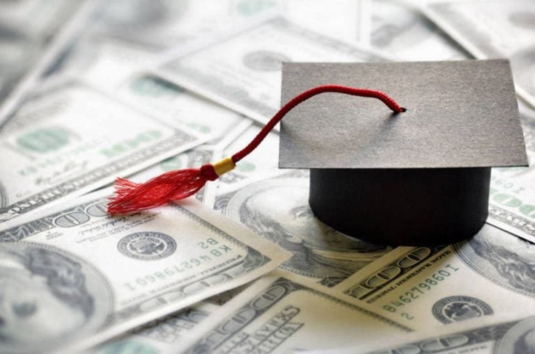 A Pausa No Pagamento De Empréstimos Estudantis Vai Terminar