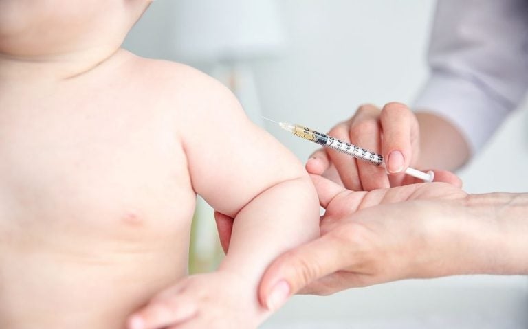 FDA Aprova Primeira Vacina Contra RSV Para Bebês