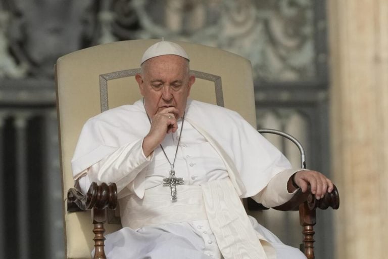 Papa Francisco Permite Que Padres Abençoem Relações Entre Pessoas Do Mesmo Sexo