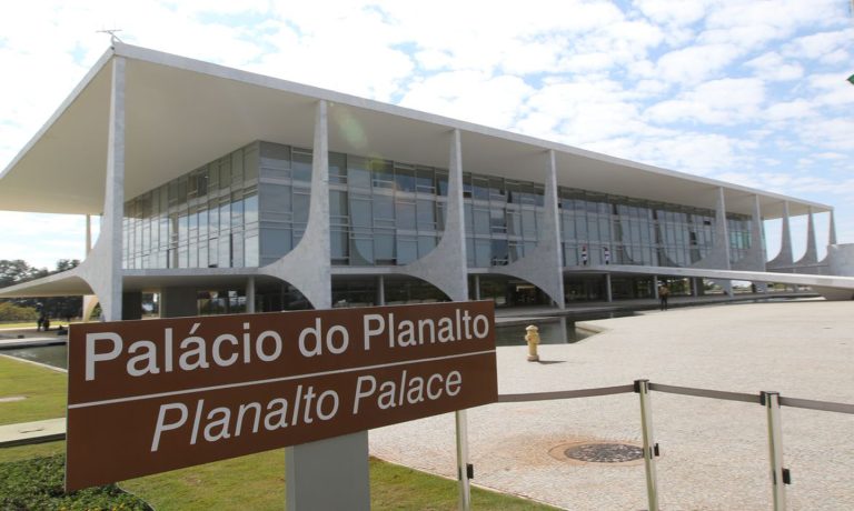 Planalto Presidential Palace To Reopen For Guided Tours