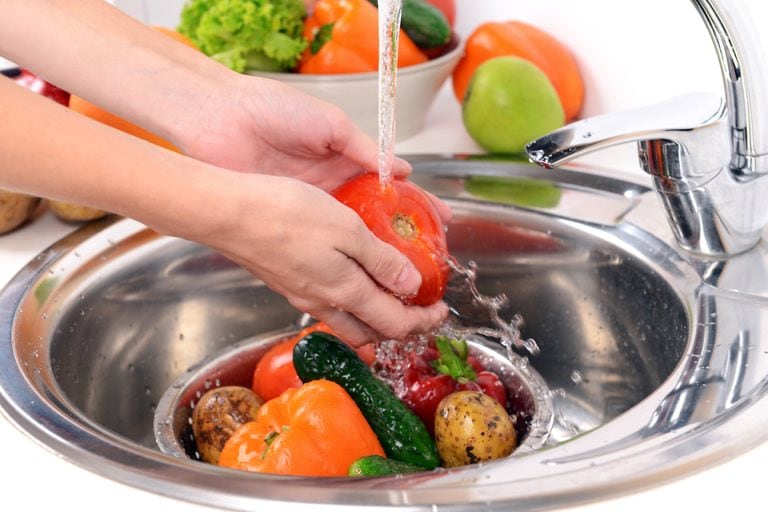 Lavar Os Alimentos Elimina Os Pesticidas?
