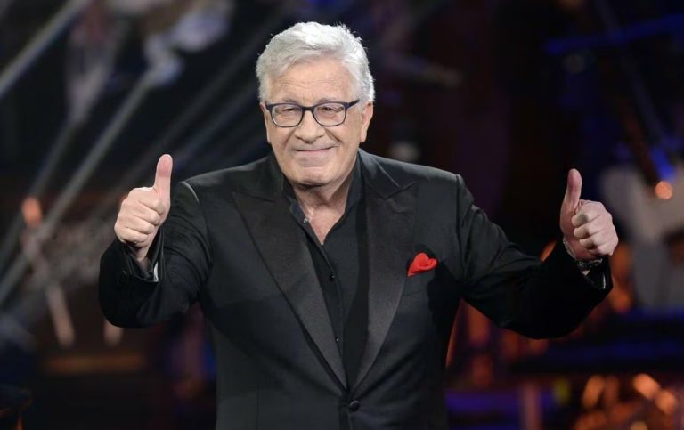 Morre Peppino di Capri, ícone da música italiana, aos 86 anos